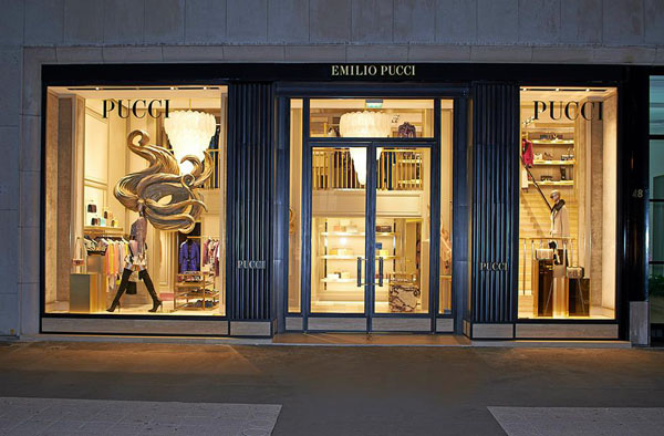 La nouvelle boutique Emilio Pucci au 46-48 de l'Avenue Montaigne à Paris