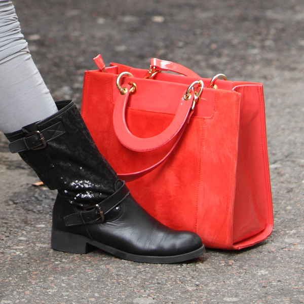 Loriblu bag, boots Giancarlo Paoli, 2 fashion sisters