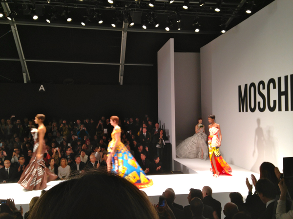 fashion show moschino