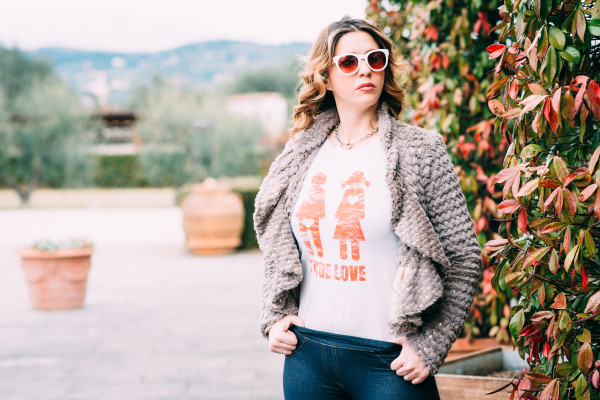 Cristina Lodi, 2 fashion sisters, pelliccia cristinaeffe, t-shirt happiness, jeggings Max Mara